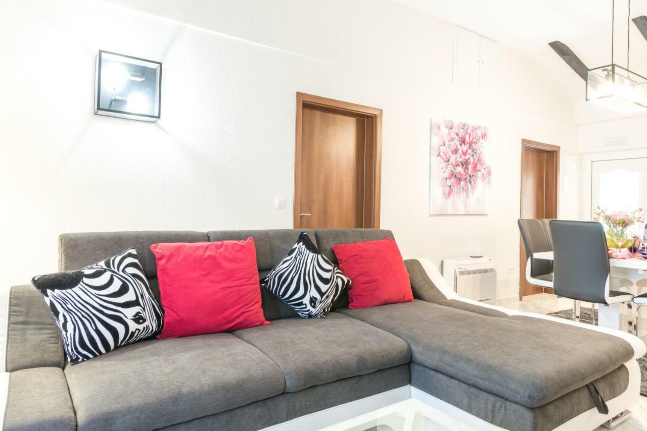 Tranquility And Nature In 4 Bedroom With Sea View Mokošica Exteriér fotografie