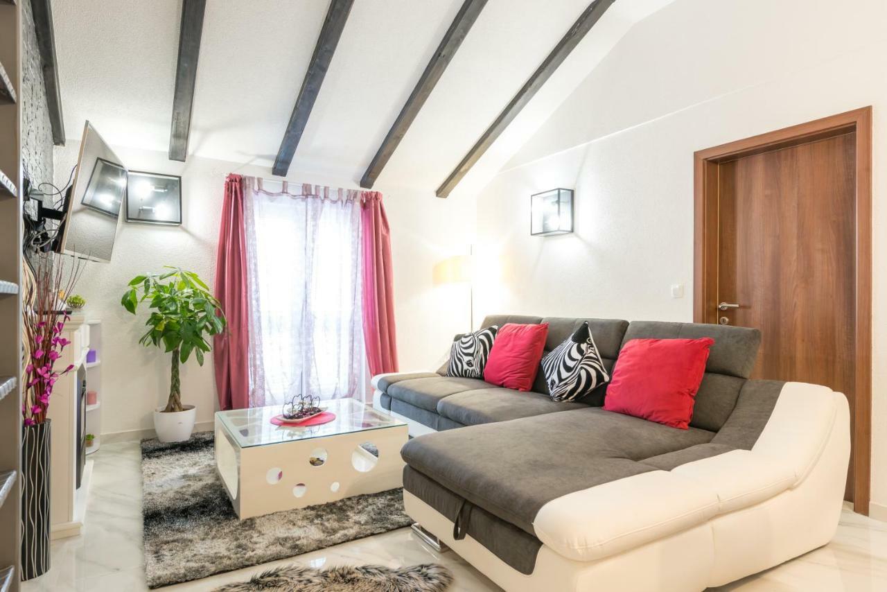 Tranquility And Nature In 4 Bedroom With Sea View Mokošica Exteriér fotografie
